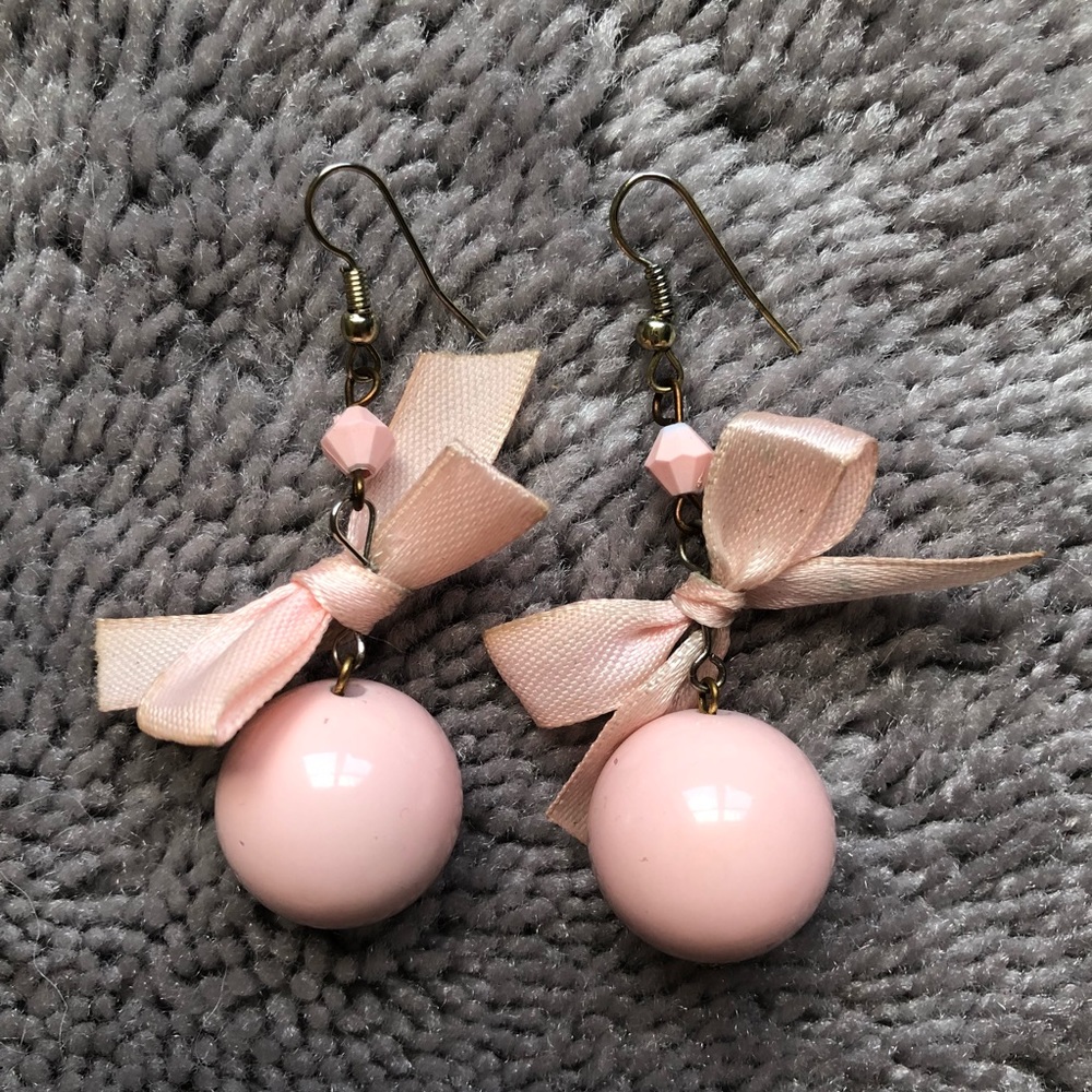 Pink bow earrings